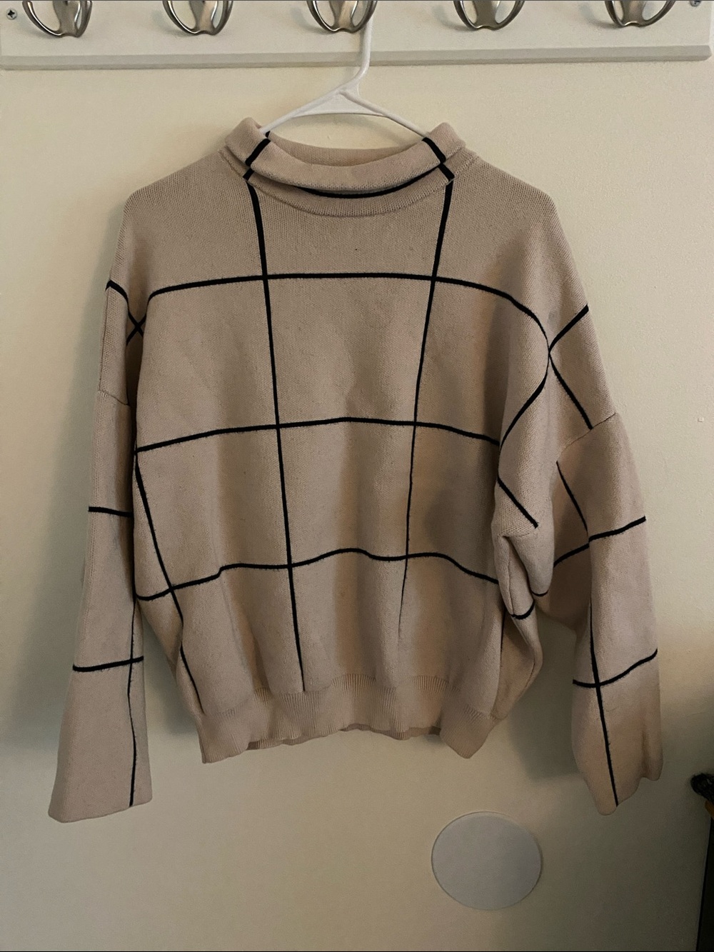 DAVI & DANI Beige Grid Cowl Neck Sweater